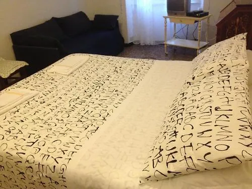 ** Hotel Albergo Novecento Genoa Italy